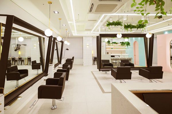  美發(fā)店如何進(jìn)行裝飾布局設(shè)計(jì)？