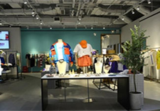 合肥服裝店裝修設(shè)計中燈光該如何設(shè)計？