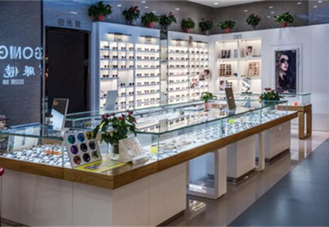 合肥眼鏡店裝修設(shè)計如何在巨大的市場中掌握先機(jī)？