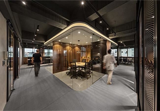 合肥裝修公司分享構(gòu)筑舒心氛圍的loft工業(yè)風格辦公室設(shè)計