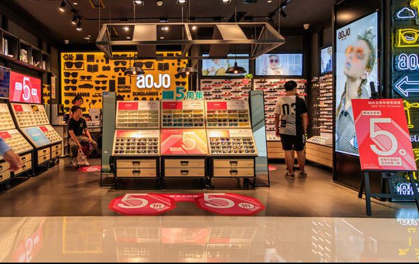 眼鏡店裝修效果圖，裝修眼鏡店哪家公司好