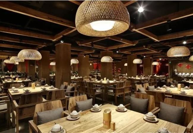 有段位的合肥餐飲店裝修，更能延伸內(nèi)部空間