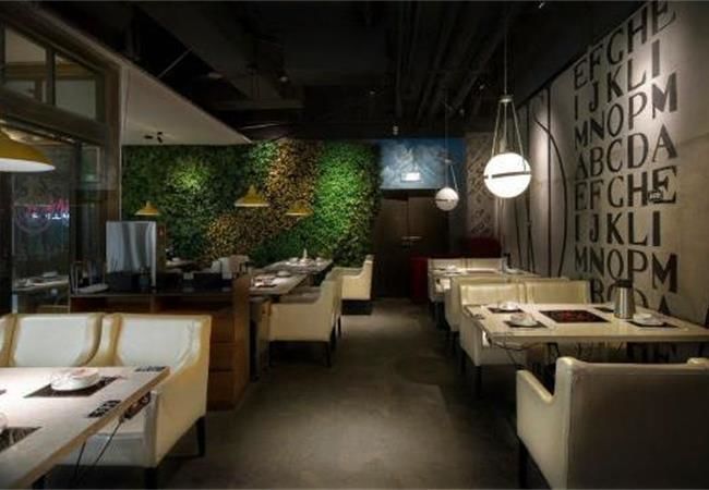 這樣設(shè)計(jì)合肥餐飲店店門裝修，更加簡單